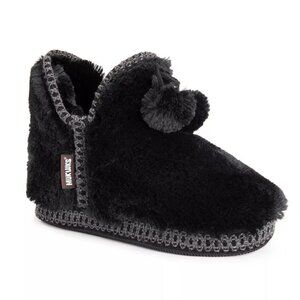 NWT MUK LUKS Black Erina Women's Slippers Size XS (3-4)